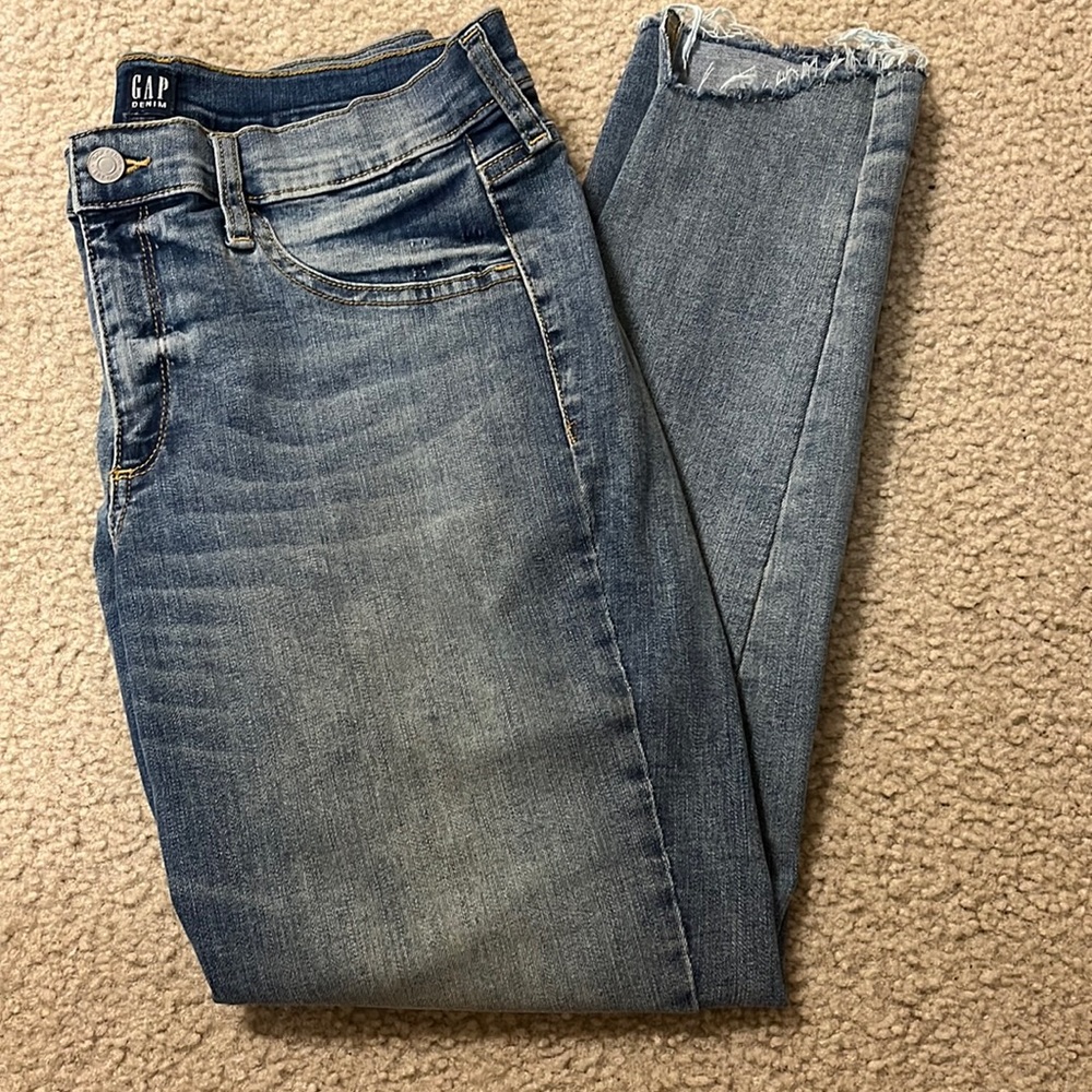 Gap Women’s Favorite Jeggings